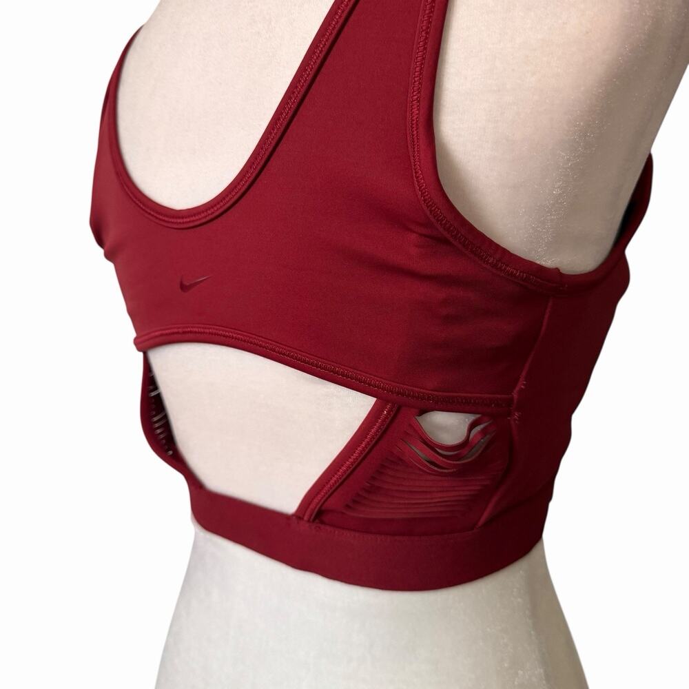 Nike Medium Motion Adapt High Support Sports Bra Maroon Red Fringe Cutout - Picture 9 of 9